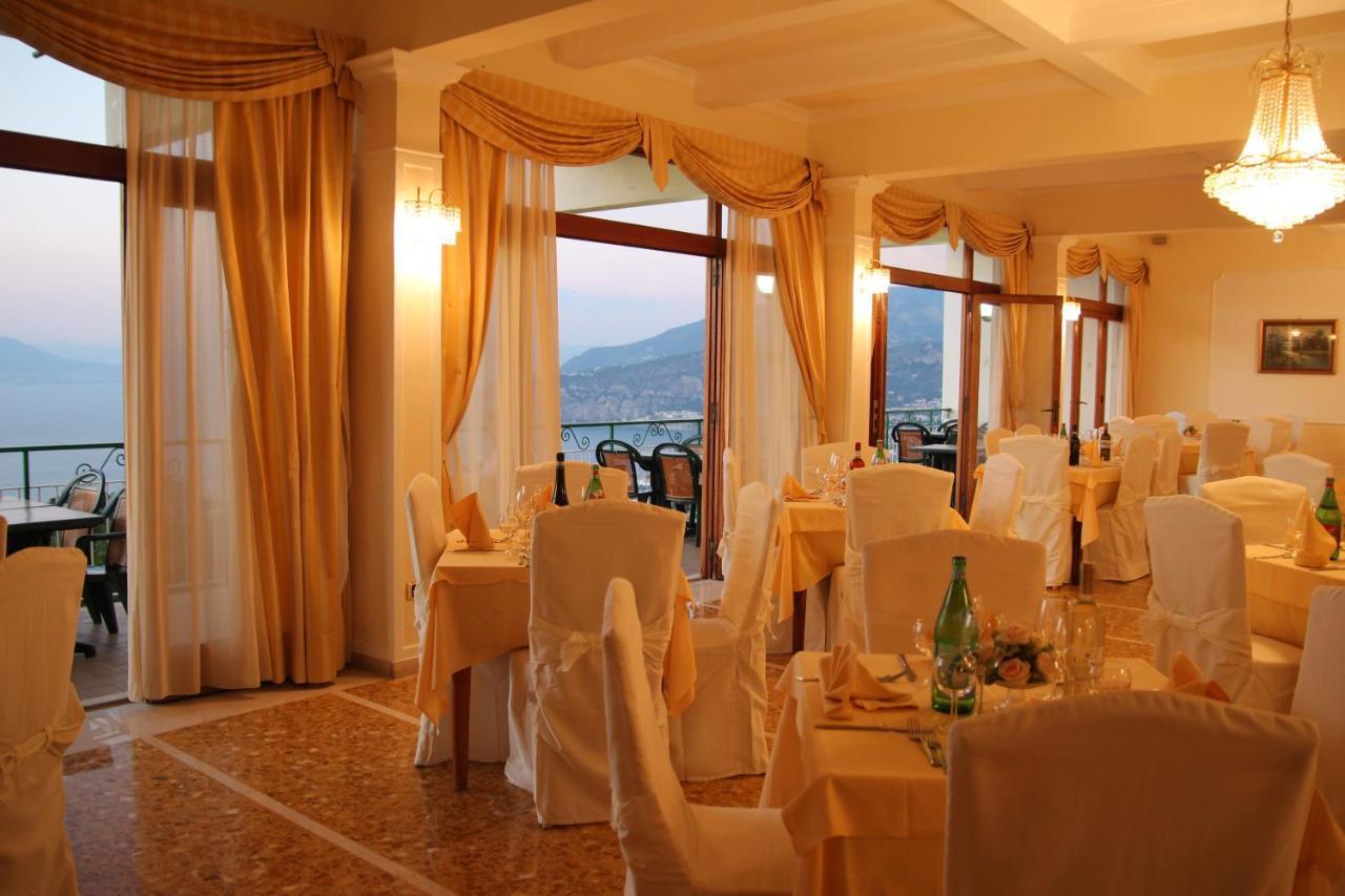 Hotel Il Nido Sorrento Esterno foto