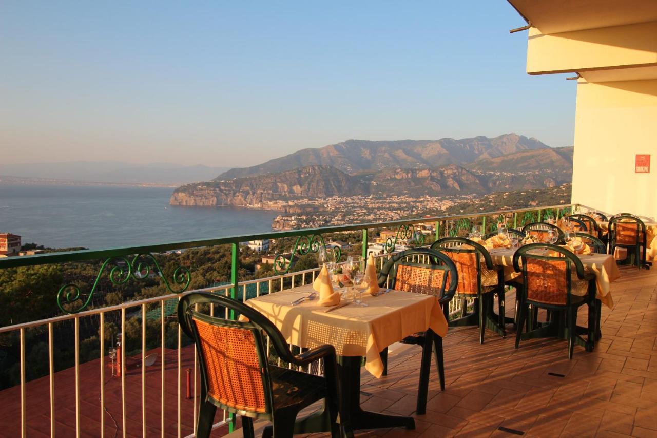 Hotel Il Nido Sorrento Esterno foto