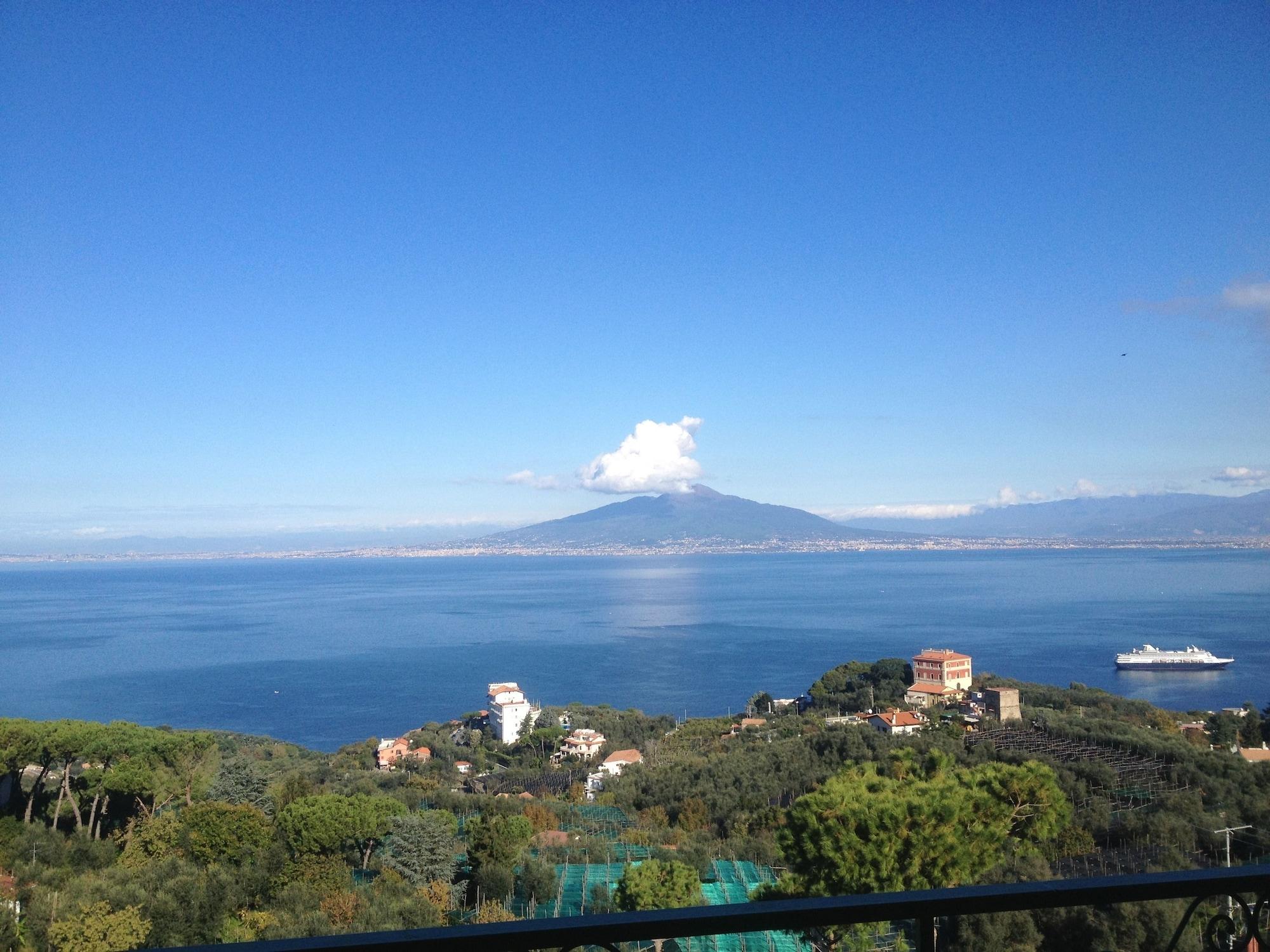 Hotel Il Nido Sorrento Esterno foto