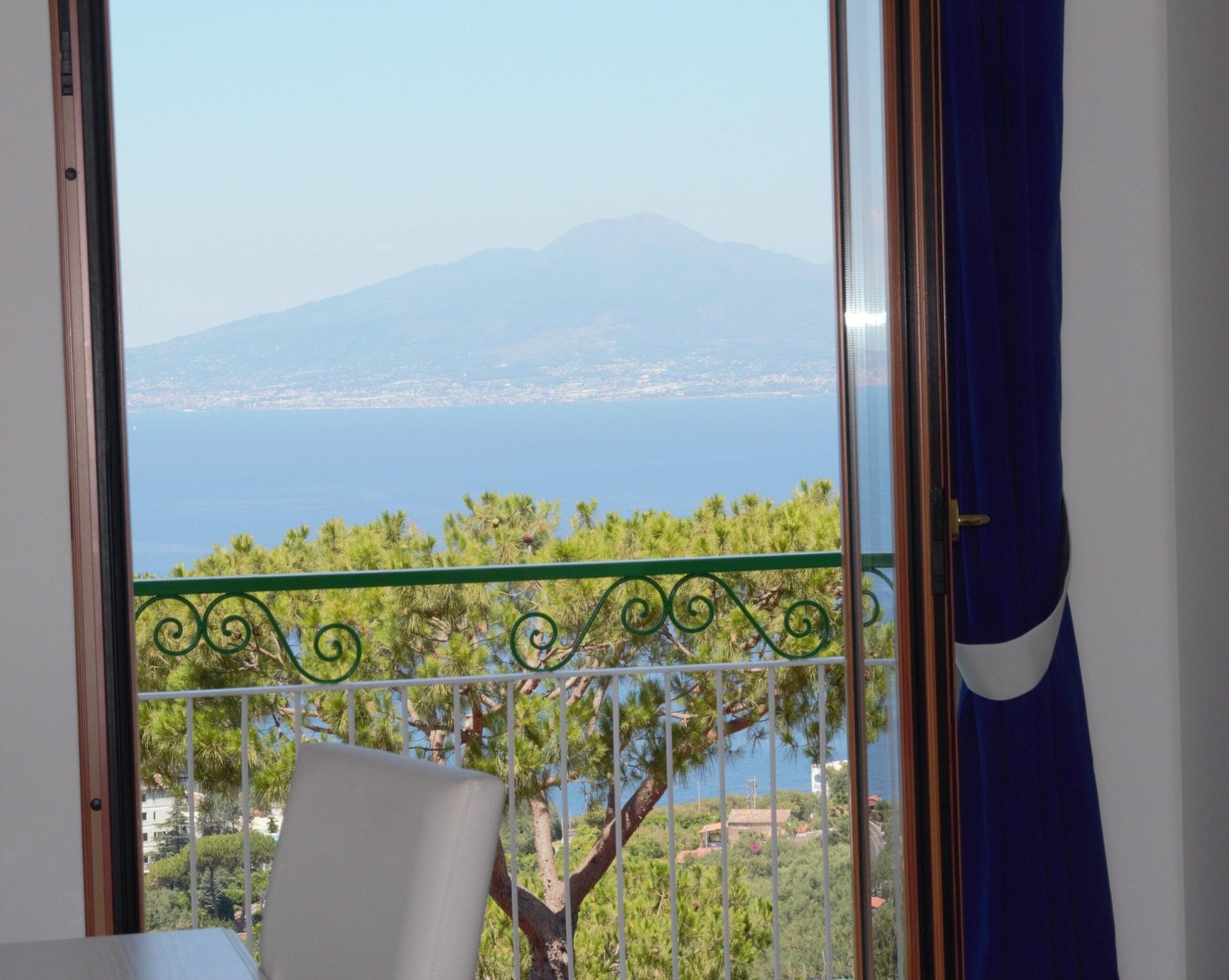 Hotel Il Nido Sorrento Esterno foto