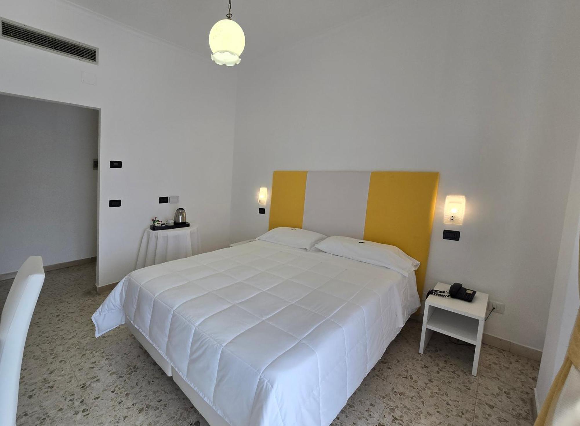 Hotel Il Nido Sorrento Esterno foto