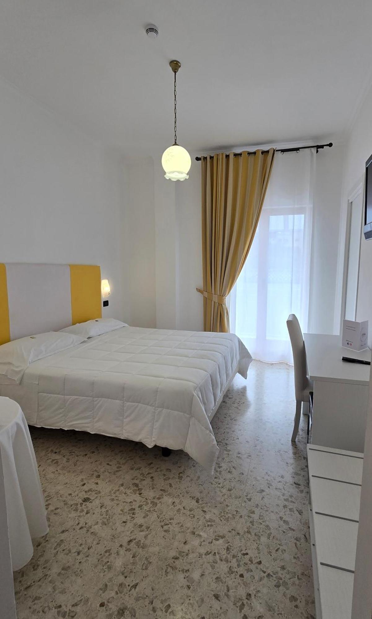 Hotel Il Nido Sorrento Esterno foto