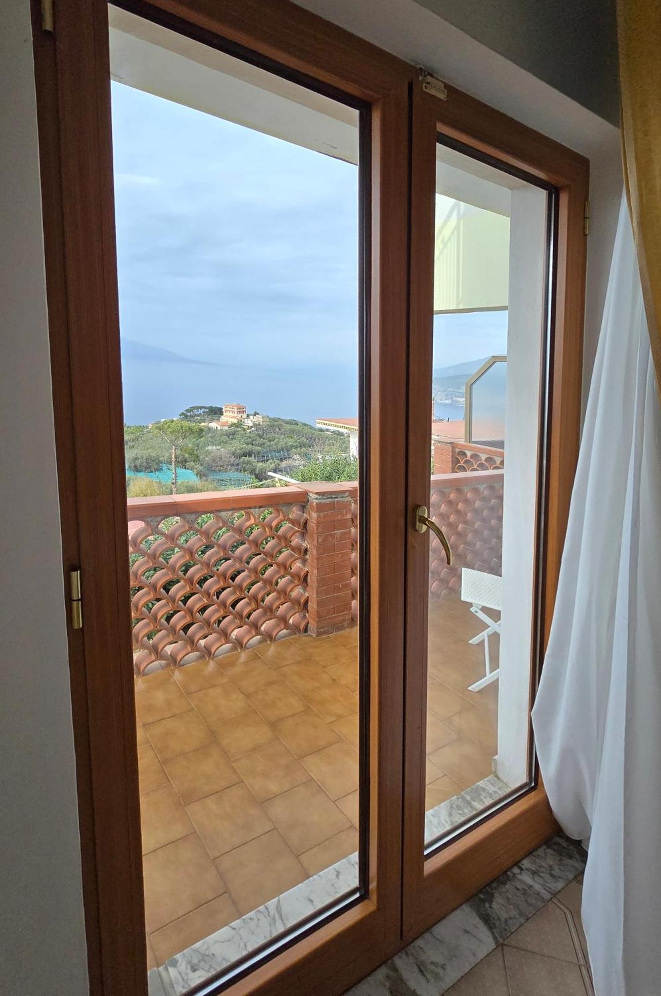 Hotel Il Nido Sorrento Esterno foto