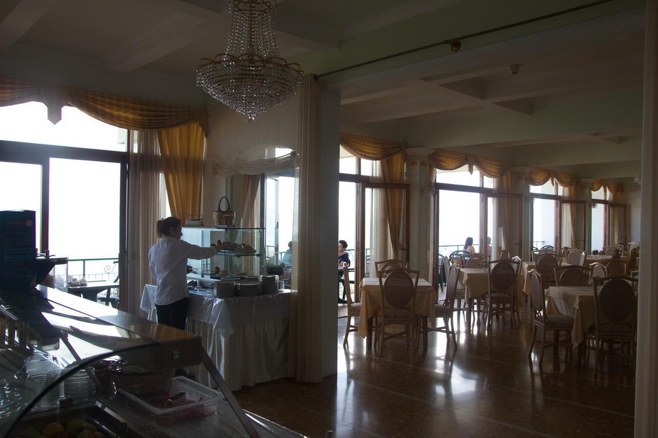 Hotel Il Nido Sorrento Esterno foto